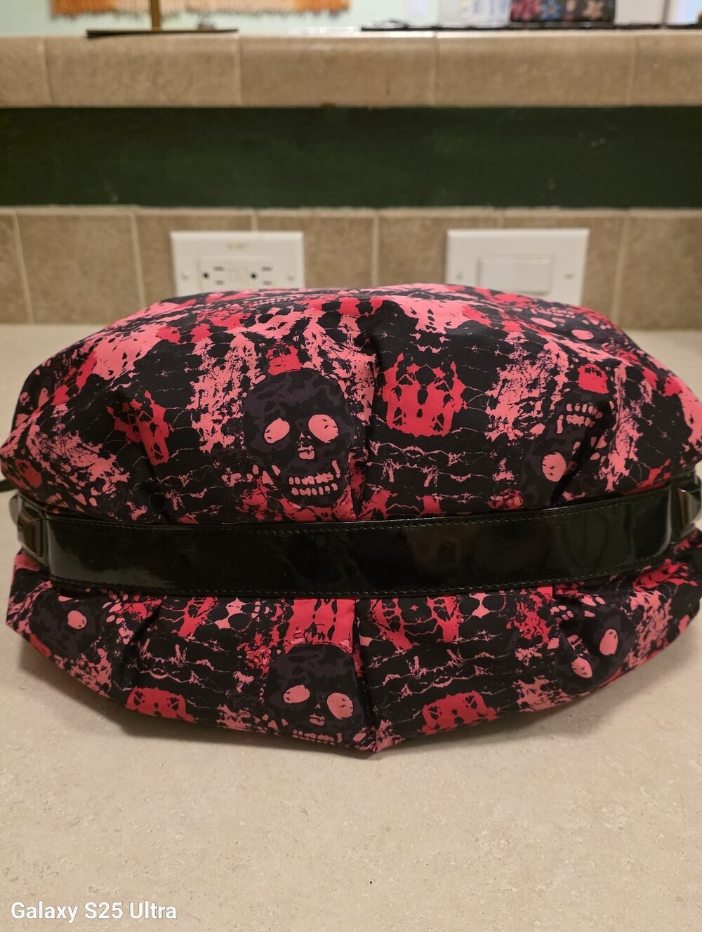 VTG Rare Betseyville Pink Black Skull Hobo Shoulder Bag Lightning Bolt - Picture 9 of 16